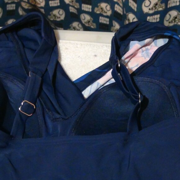 Lands' End Women's Surplice Swim Dress One Piece Swimsuit Tummy Control M 10-12 - Picture 14 of 16